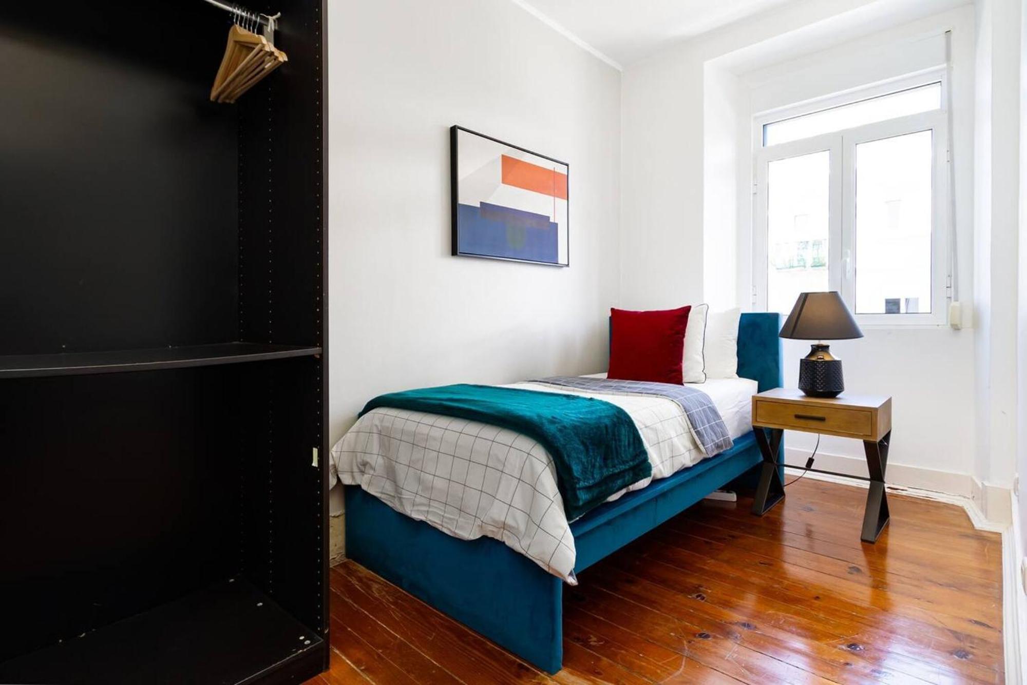 Spacious In 120 M² Fireplace Appartement *